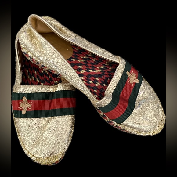 Authentic GUCCI Metallic Gold Leather Bee Slip On Espadrilles Retails $950 - Picture 15 of 16